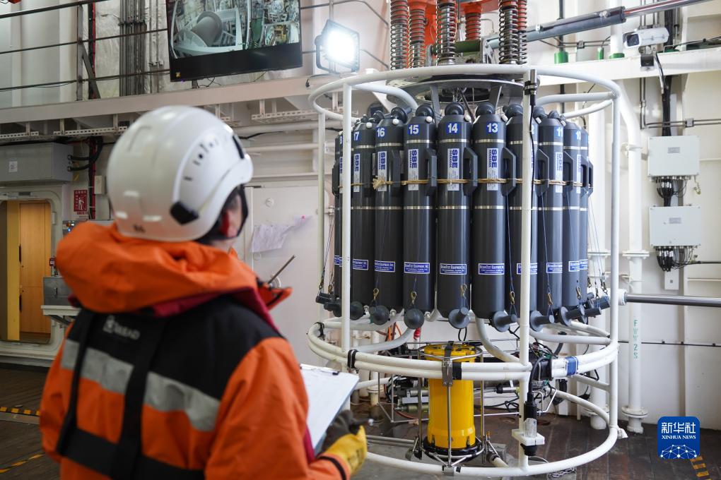 中國第13次北冰洋科學考察隊正式開始大洋科考作業(圖2)