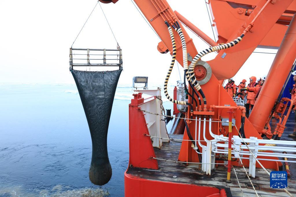 中國第13次北冰洋科學考察隊正式開始大洋科考作業(圖9)