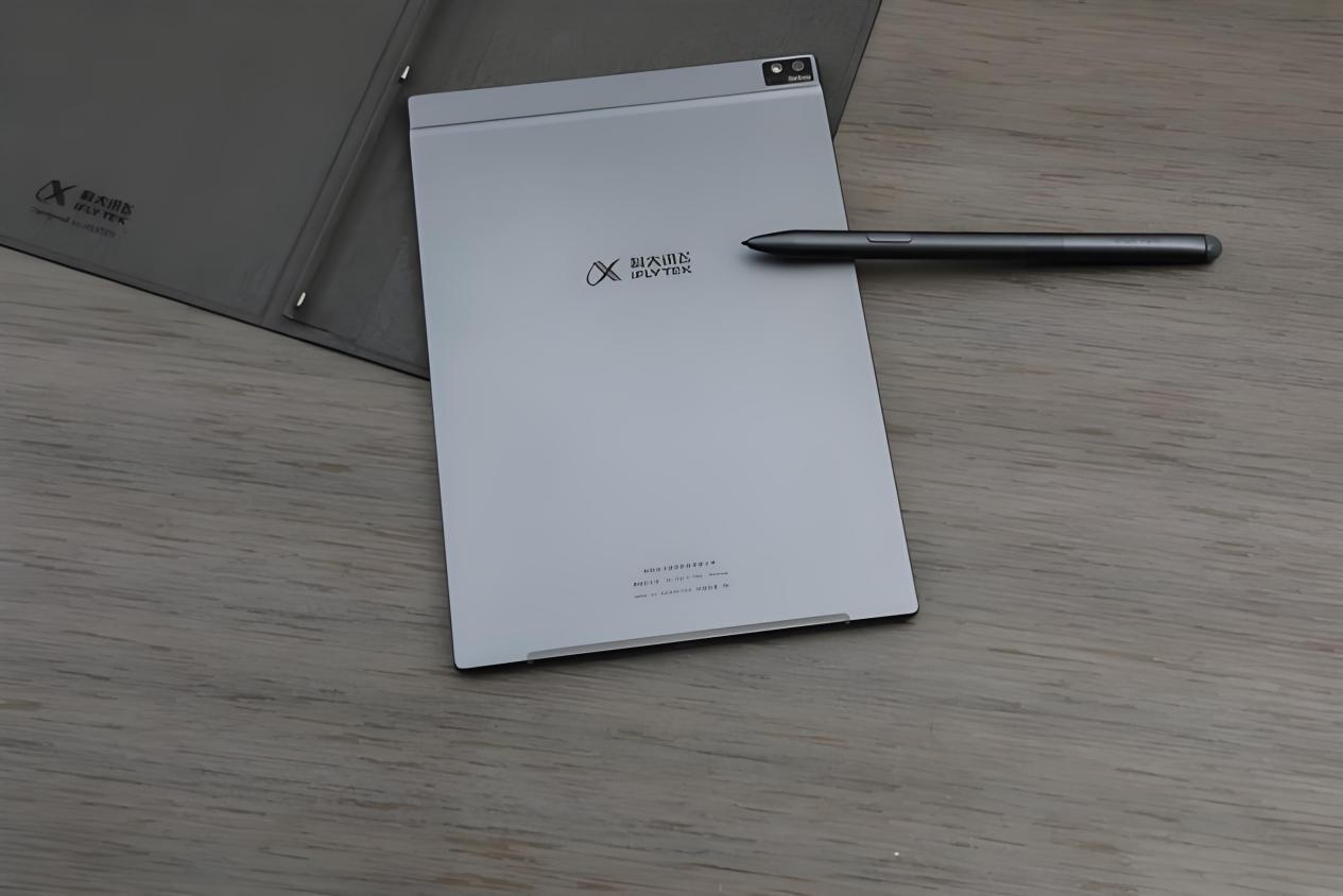 出差不再累贅，科大訊飛智能辦公本Air助你輕松應對(圖2)