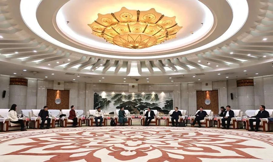 嘉軒股份（JASUNG）赴山東滕州考察，受市府領導接見并親切會談