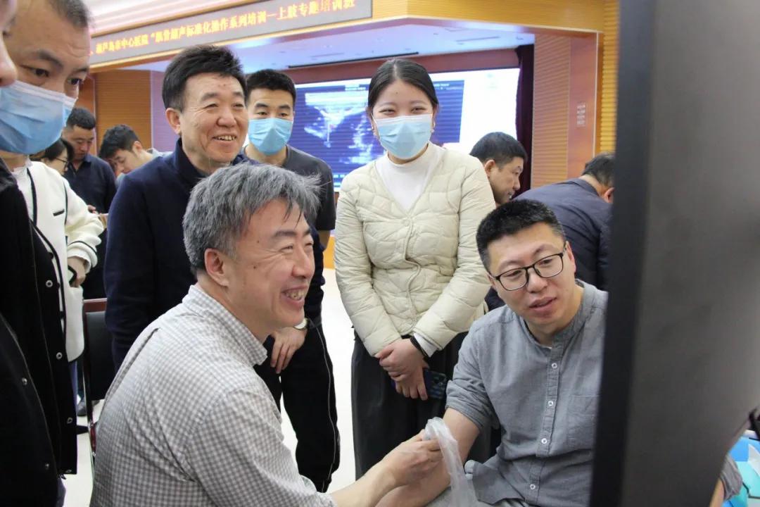 朗豪醫療集團肌骨超聲培訓落地葫蘆島中心醫院 開創精準診療新紀元(圖12) 朗豪醫療集團肌骨超聲培訓落地葫蘆島中心醫院 開創精準診療新紀元(圖12)